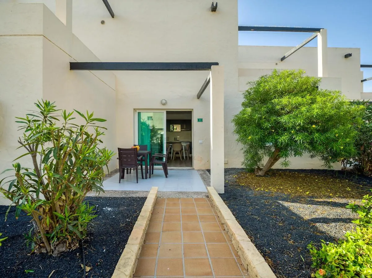 Apartment Homeforguest Moderno Apartamento Con Piscina En Corralejo Spain