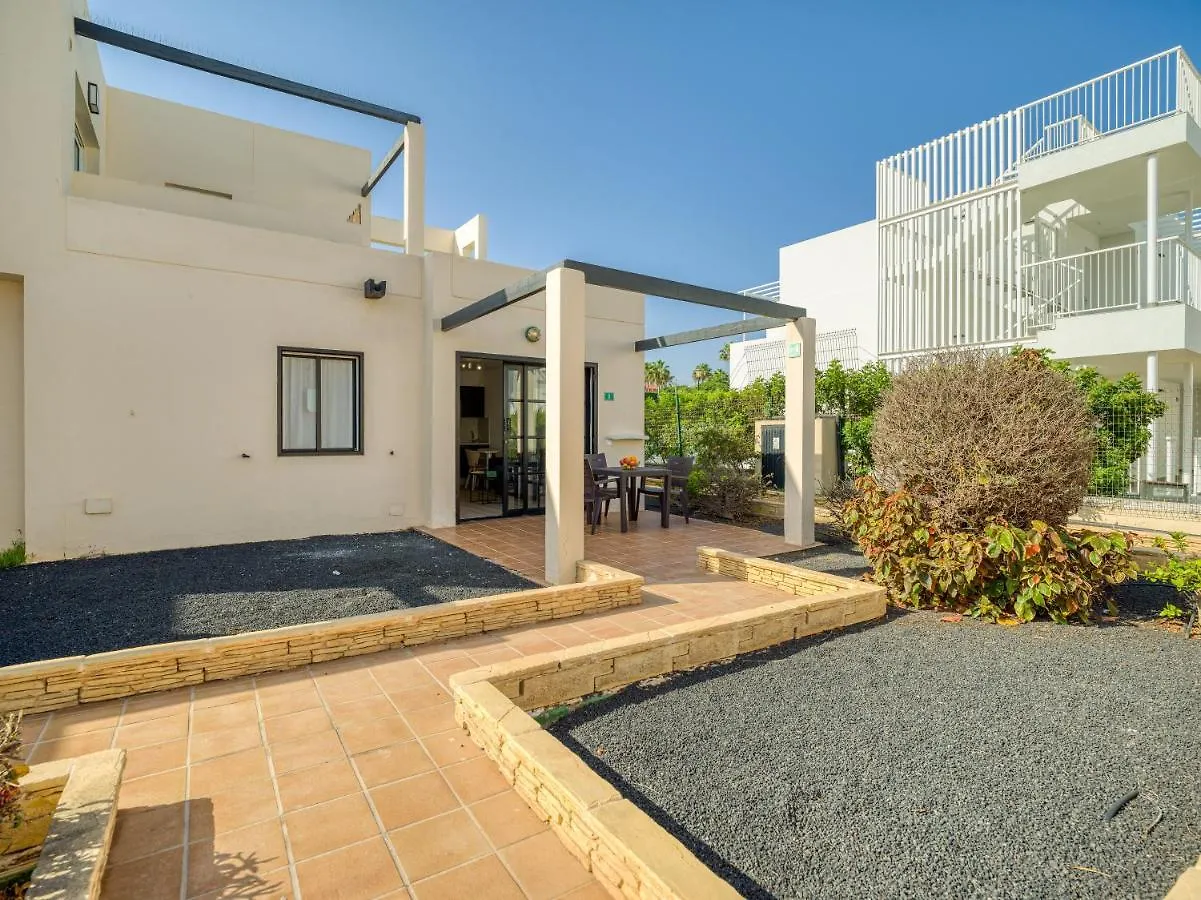 Homeforguest Moderno Apartamento Con Piscina En Corralejo 0*,  Španělsko